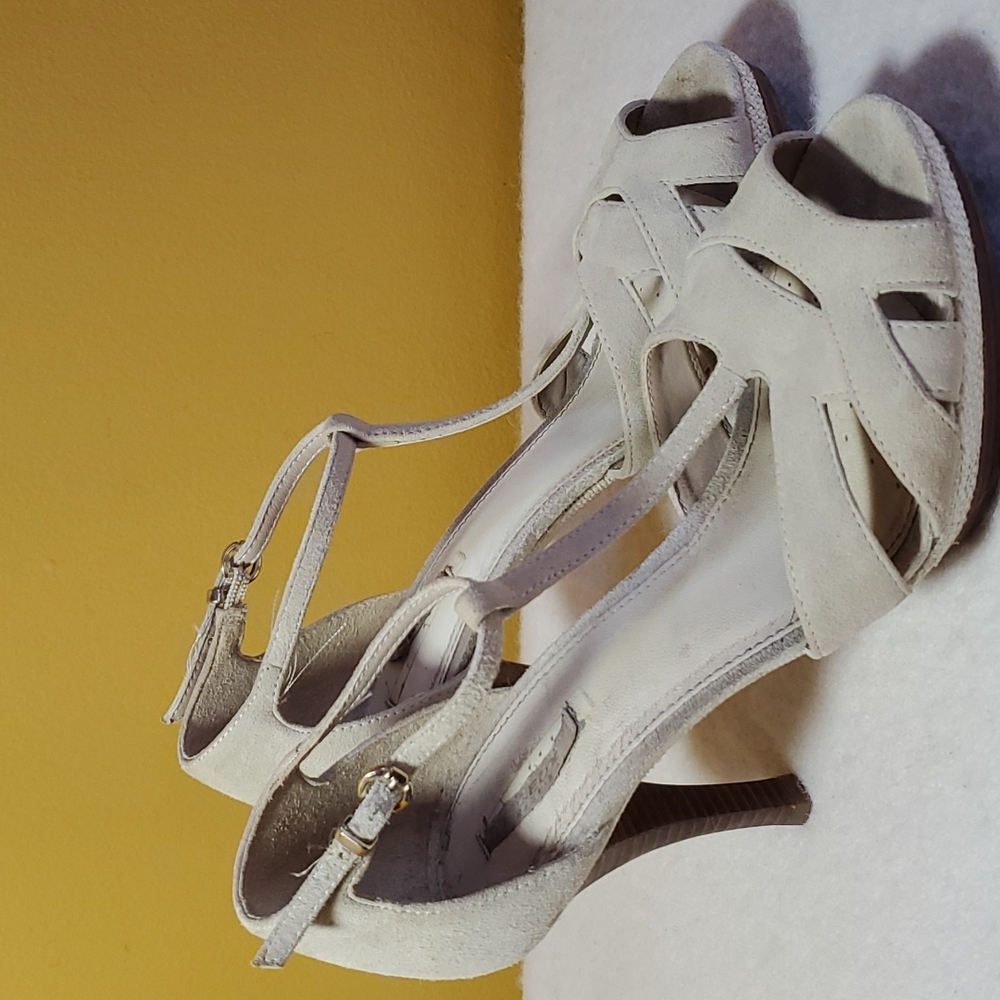 Geox peep toe heels